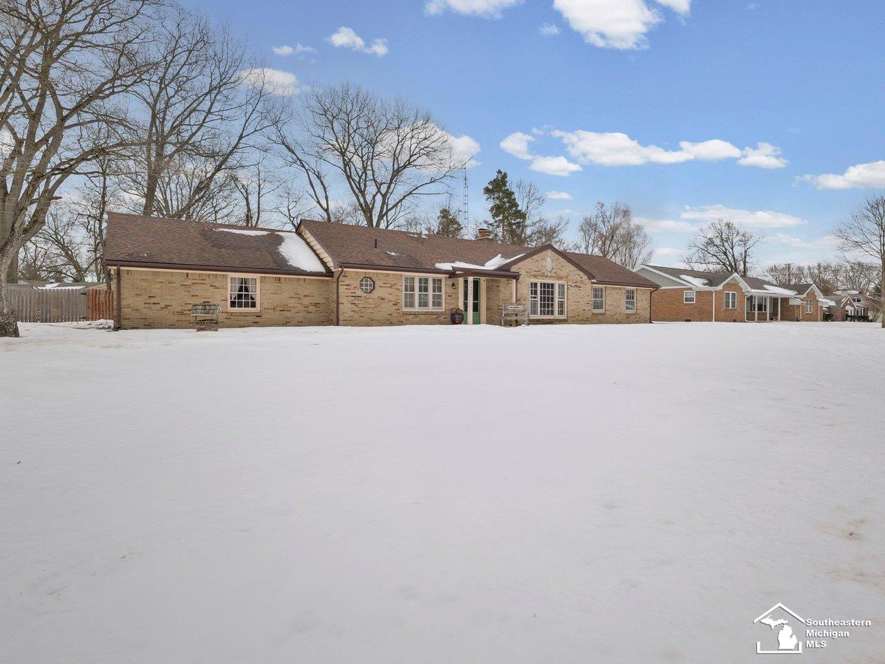 7490 Canterbury Drive