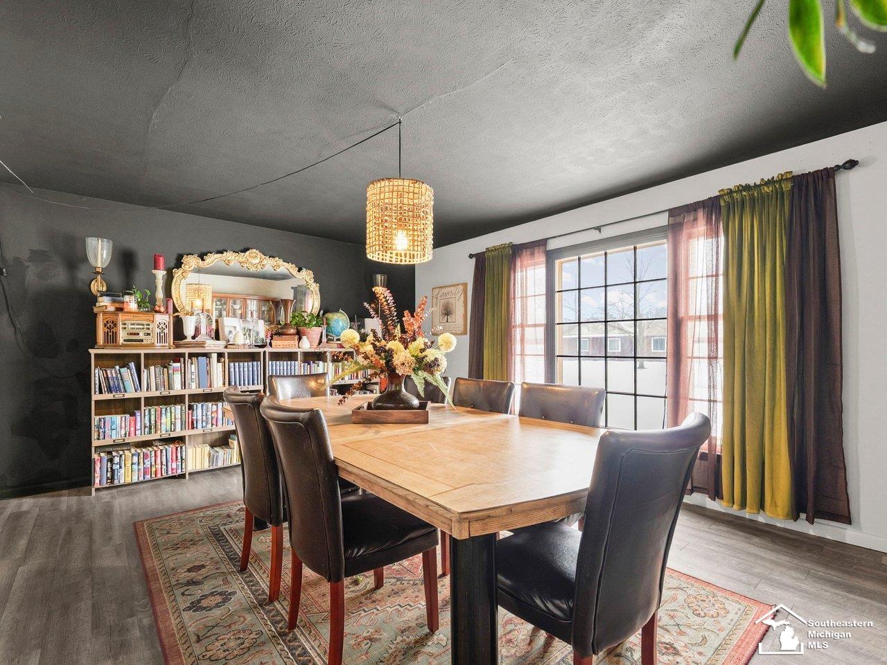 7490 Canterbury Drive