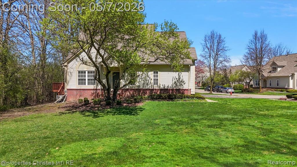 38385 Churchill Lane