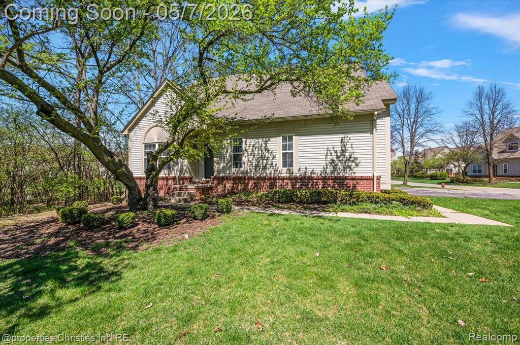 38385 Churchill Lane