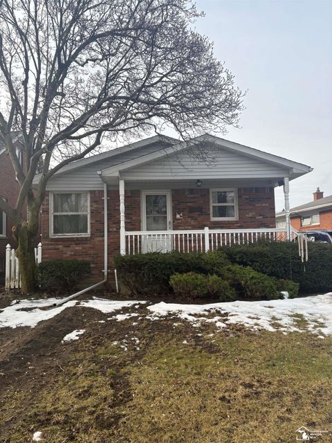 504 Rosewood Avenue Monroe MI 48162