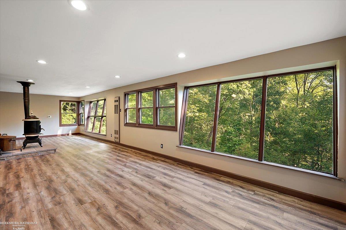 Shelby, Michigan 48317, United States, 3 Bedrooms Bedrooms, ,2 BathroomsBathrooms,Residential,Active,203498