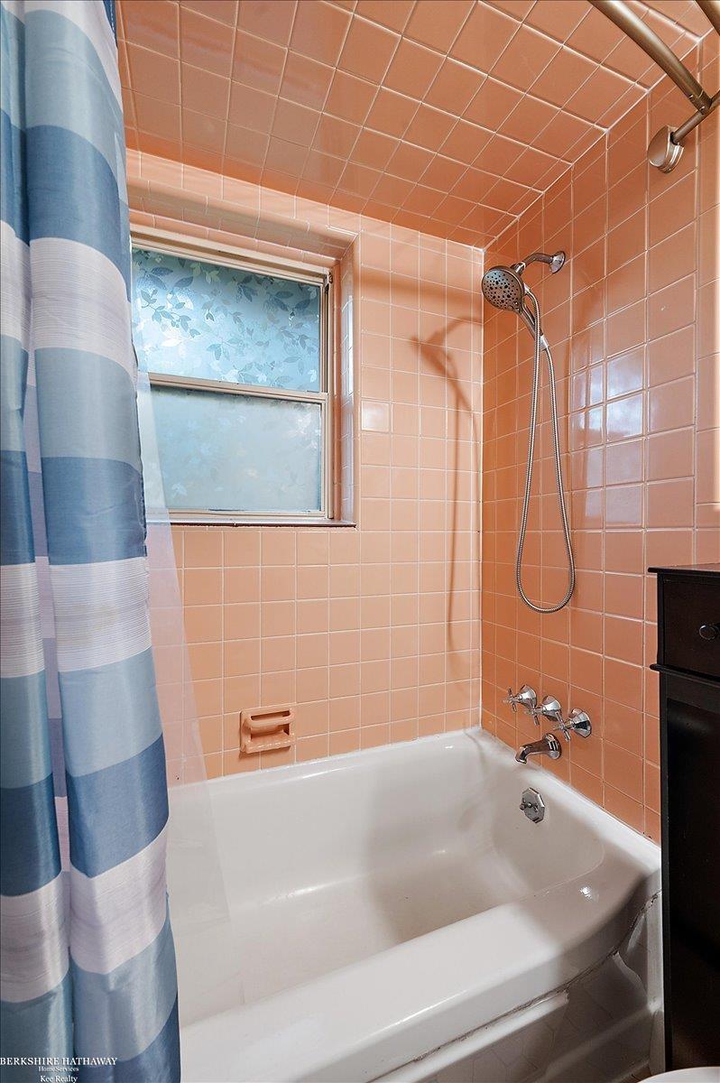 Shelby, Michigan 48317, United States, 3 Bedrooms Bedrooms, ,2 BathroomsBathrooms,Residential,Active,203498