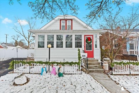 534 Maple Boulevard Monroe MI 48162