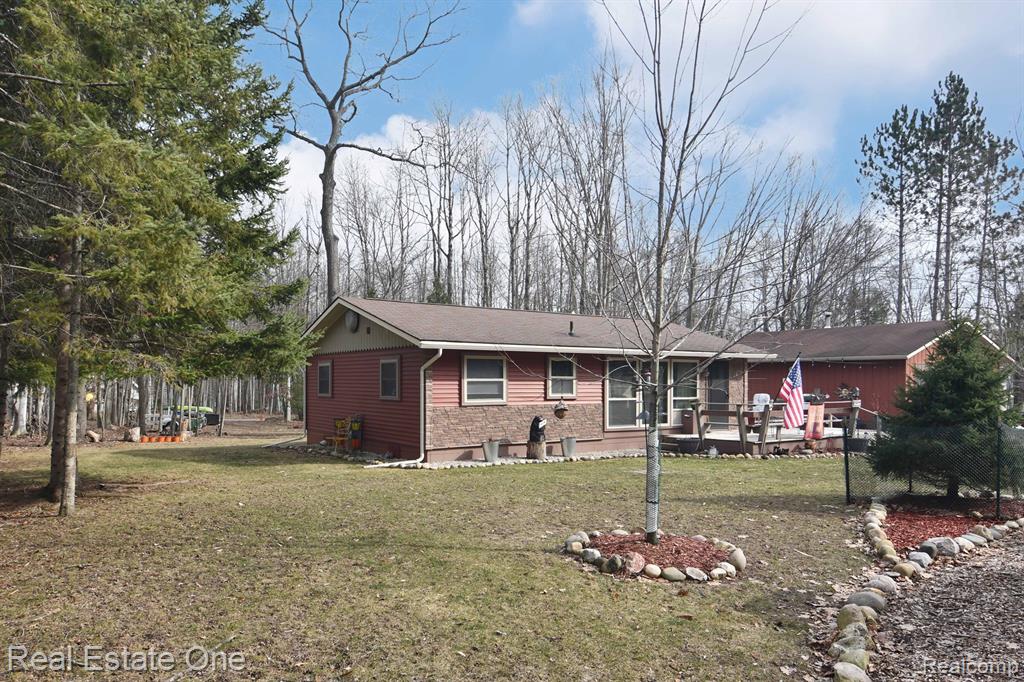 4084 N Weasel Trail