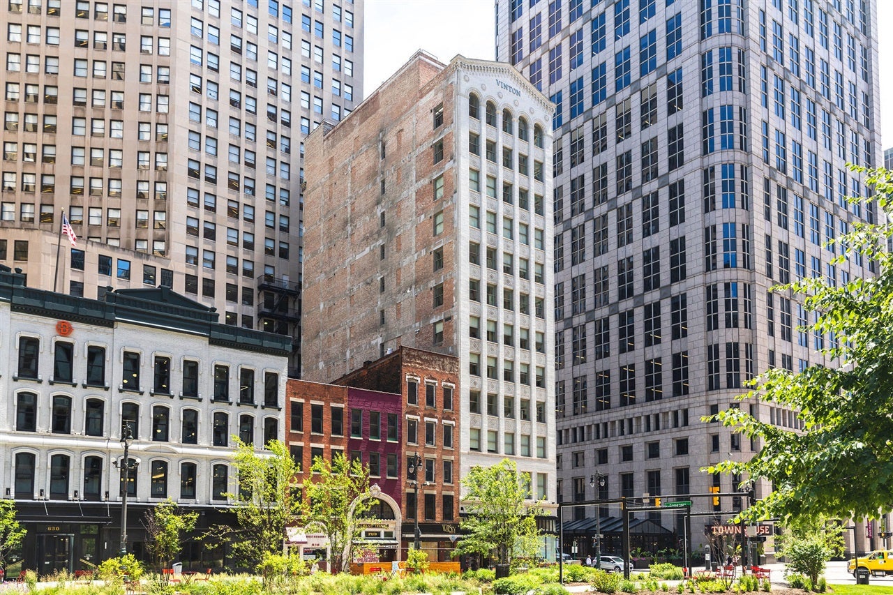 600 Woodward Avenue Unit: 8B