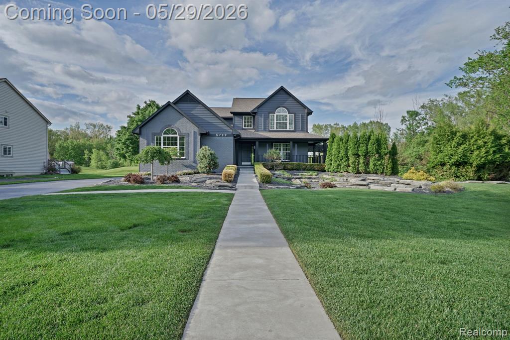 5729 Woodfield Parkway