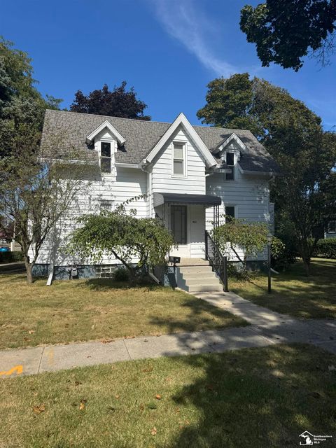 403 E 2nd Street Monroe MI 48161