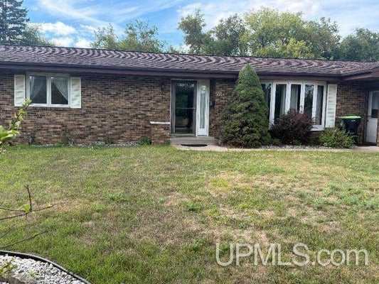 1307 E GRANT ST, IRON MOUNTAIN, MI 49801 - Image 65b4da735c5f5e5ef2c0483df4de4619/443709229