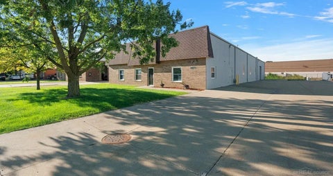 Photo of 49679 Leona Drive, Chesterfield, MI 48051 (MLS # 50222601)