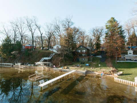 Photo of 2500 N Bauer Avenue, White Cloud, MI 49349 (MLS # 70529647)