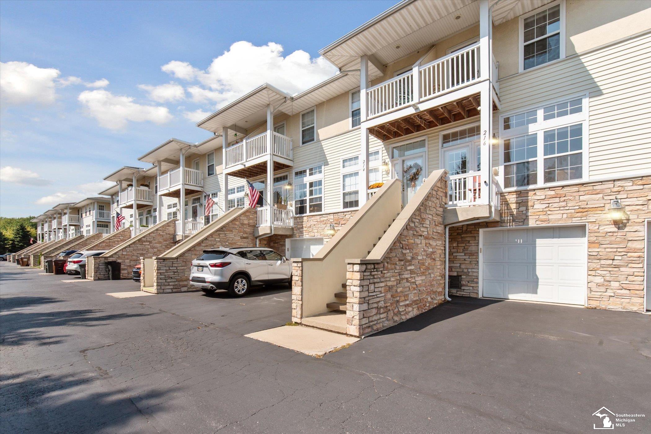 216 Beachwalk Trail