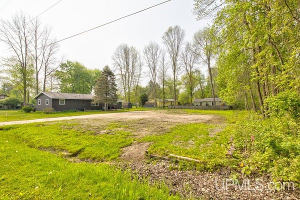 605 46TH AVE, MENOMINEE, MI 49858 - Image 66bb6c7f31fc66a0fd95da94b4f2dd8a/3765125045