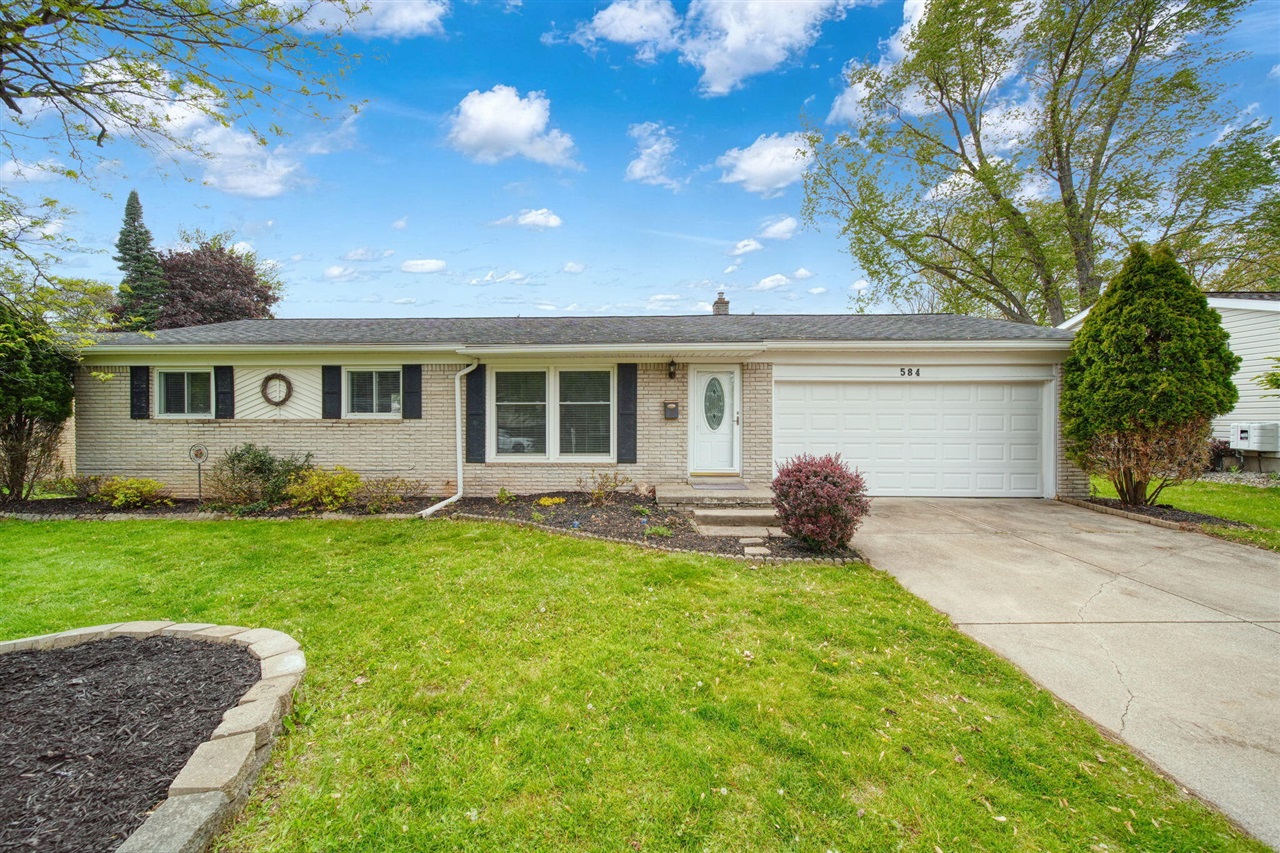 584 Birchwood Street