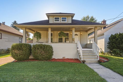 Photo of 124 Goetz Street, Saginaw, MI 48602 (MLS # 50224554)