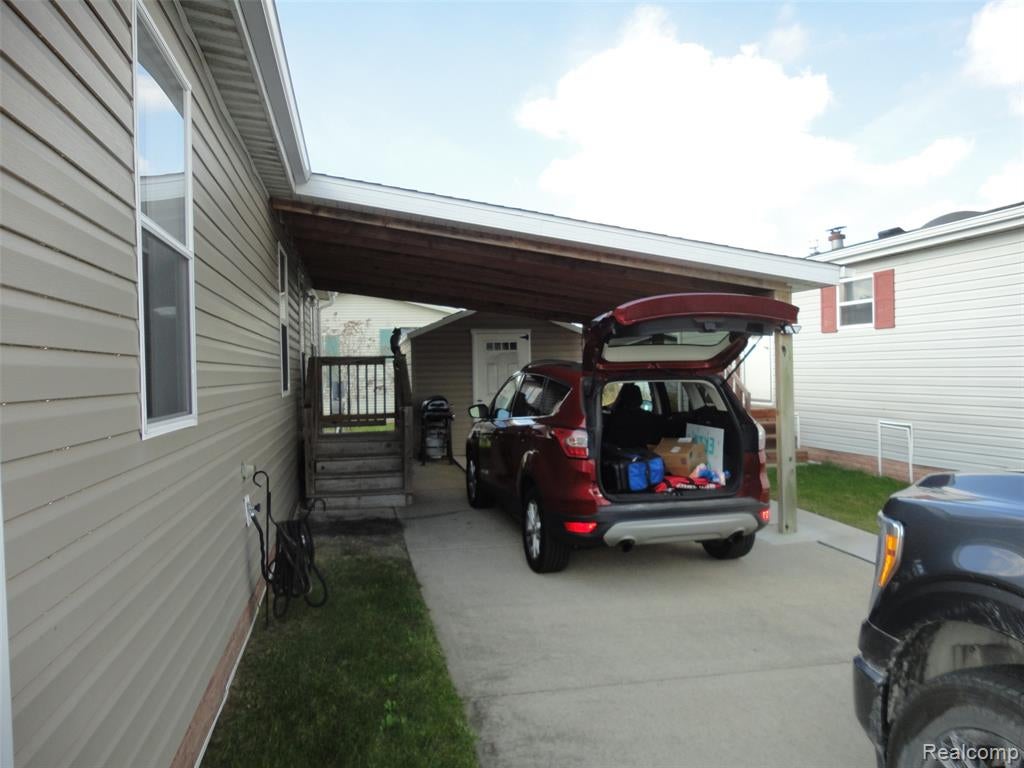 3653 Brookline Lane