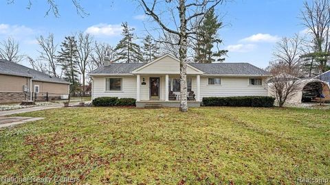 15643 Fry Street Plymouth MI 48170