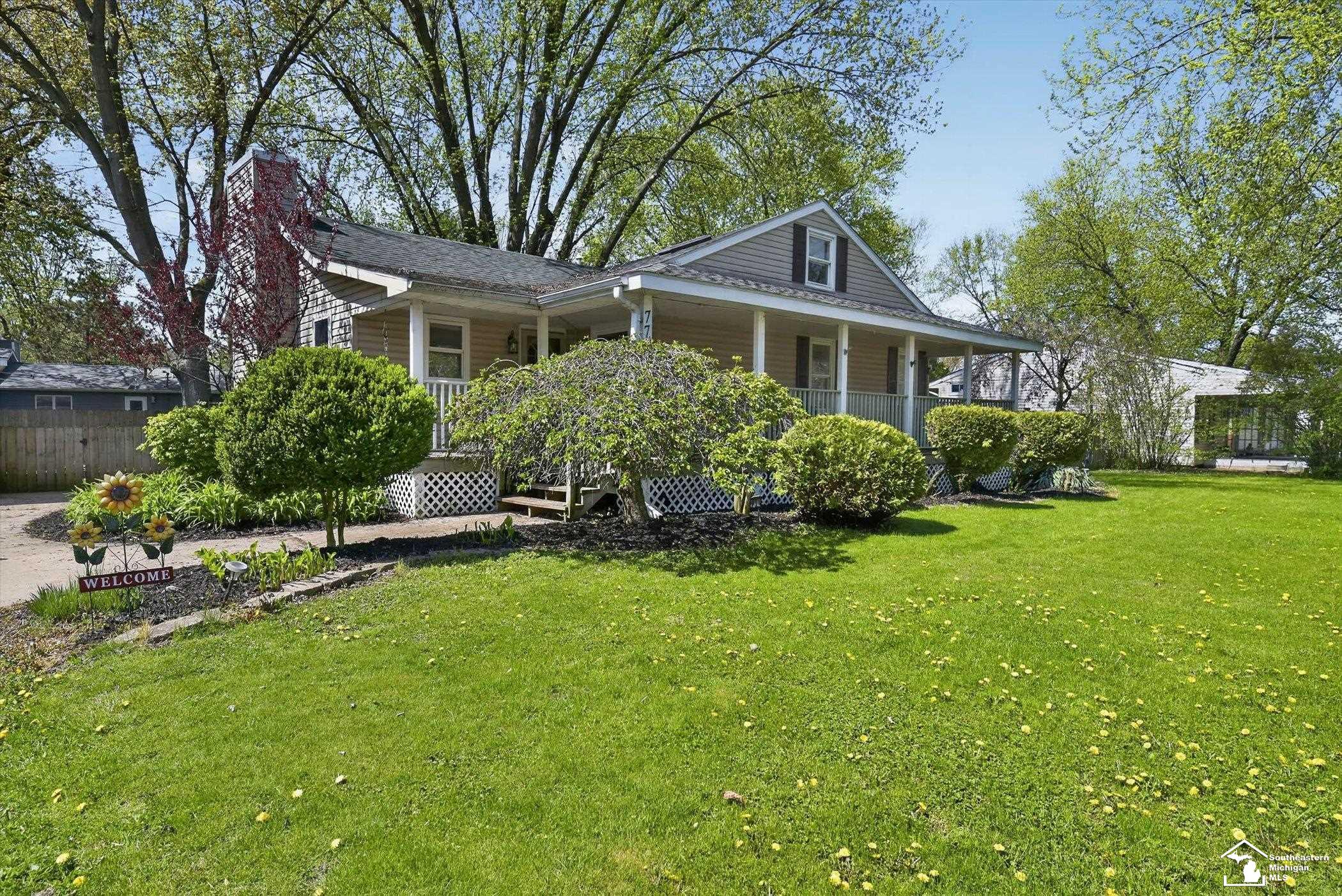 7795 Glenfield Drive