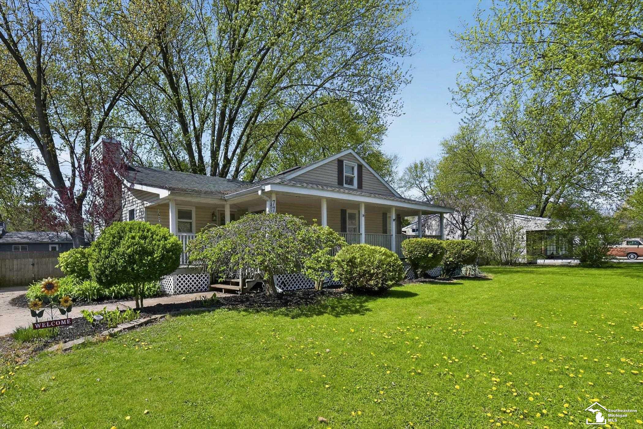 7795 Glenfield Drive