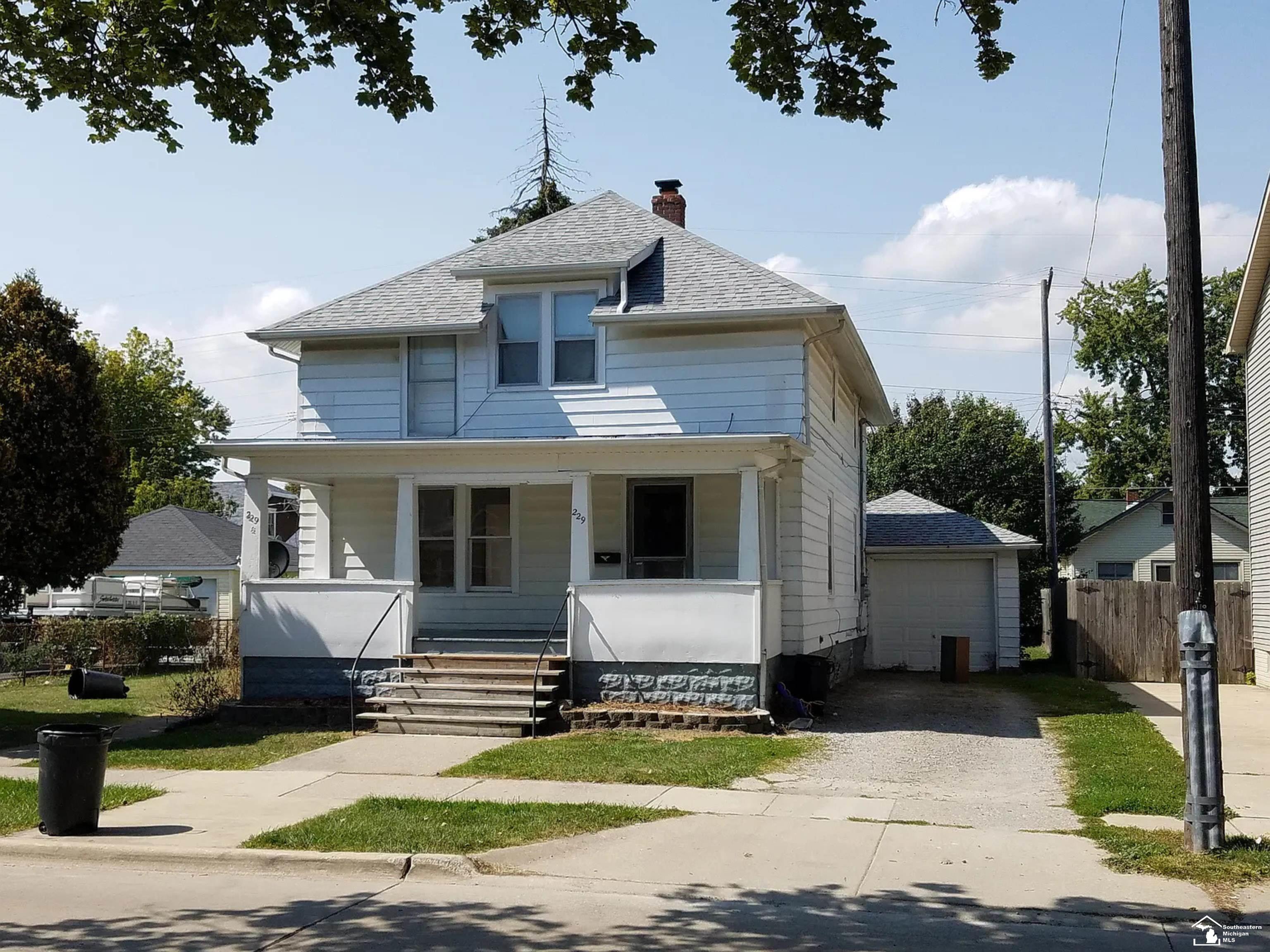 229 Michigan Avenue