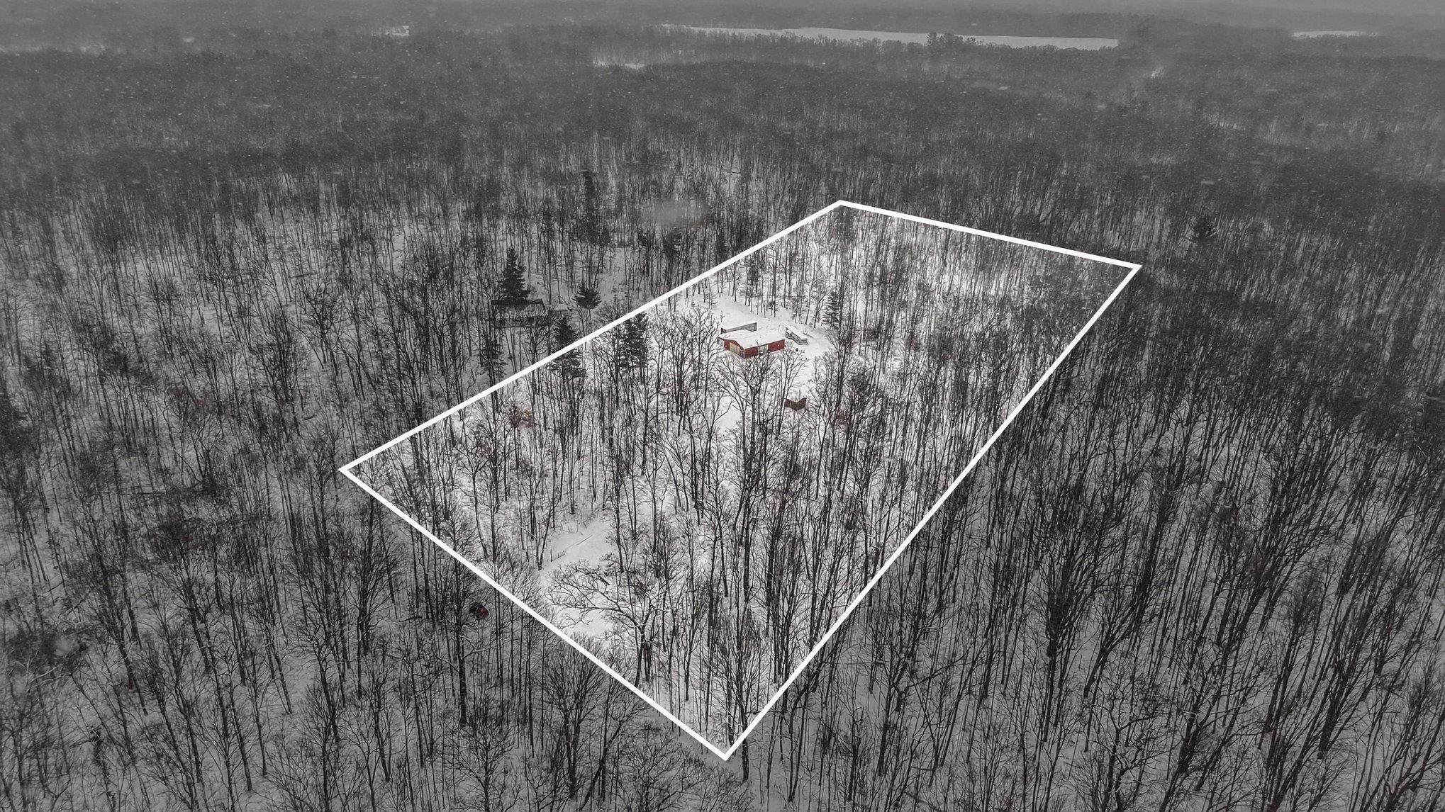 9047 E Oakwood Trail