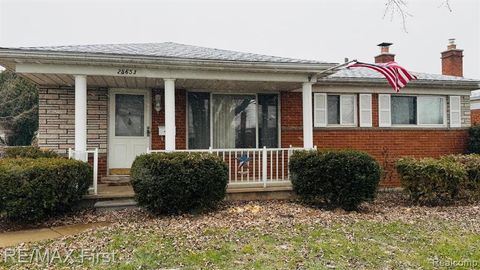 25653 Palomino Avenue Warren MI 48089