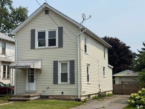 717 Bacon Street Monroe MI 48161