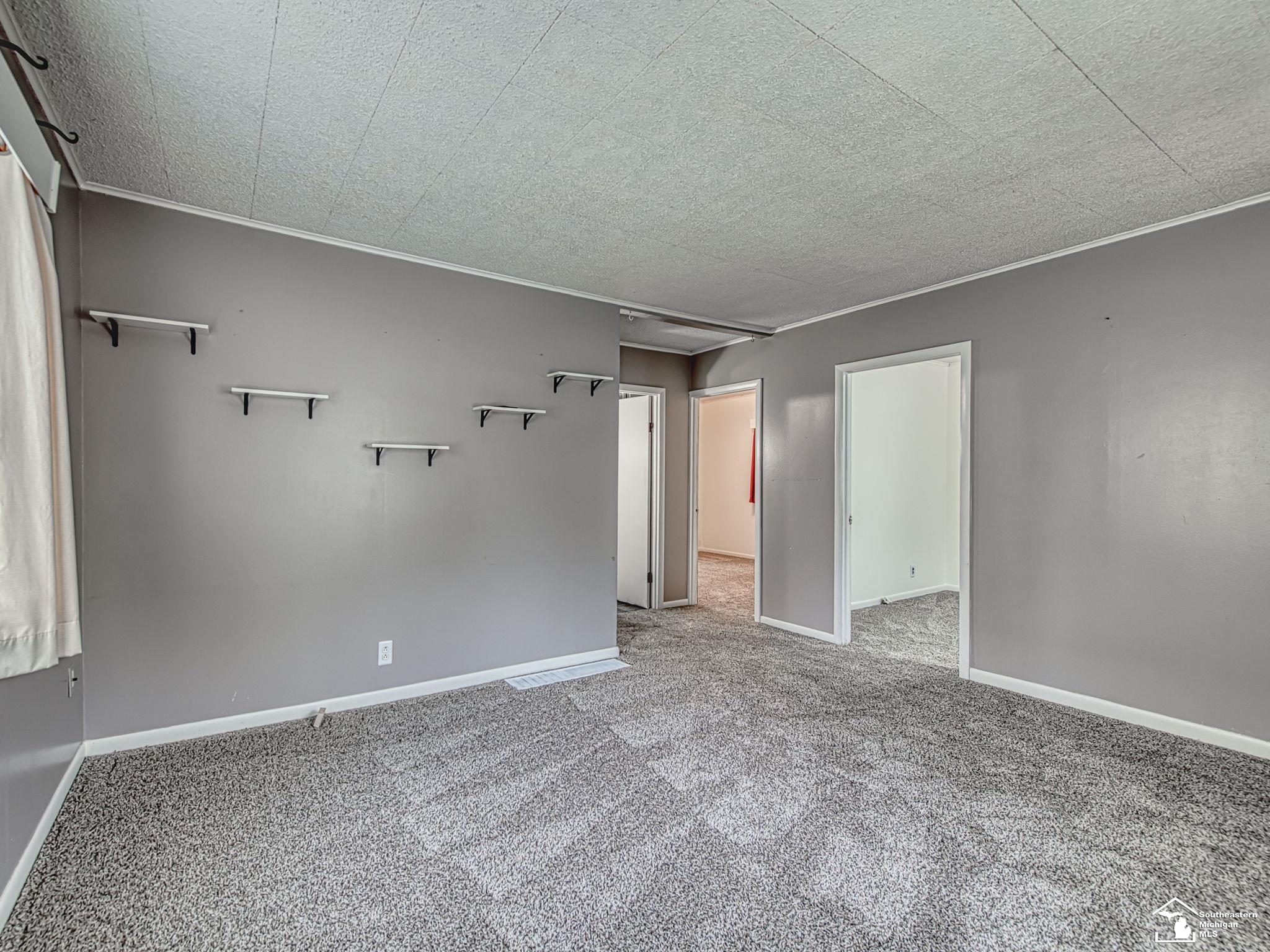 524 Oak Drive