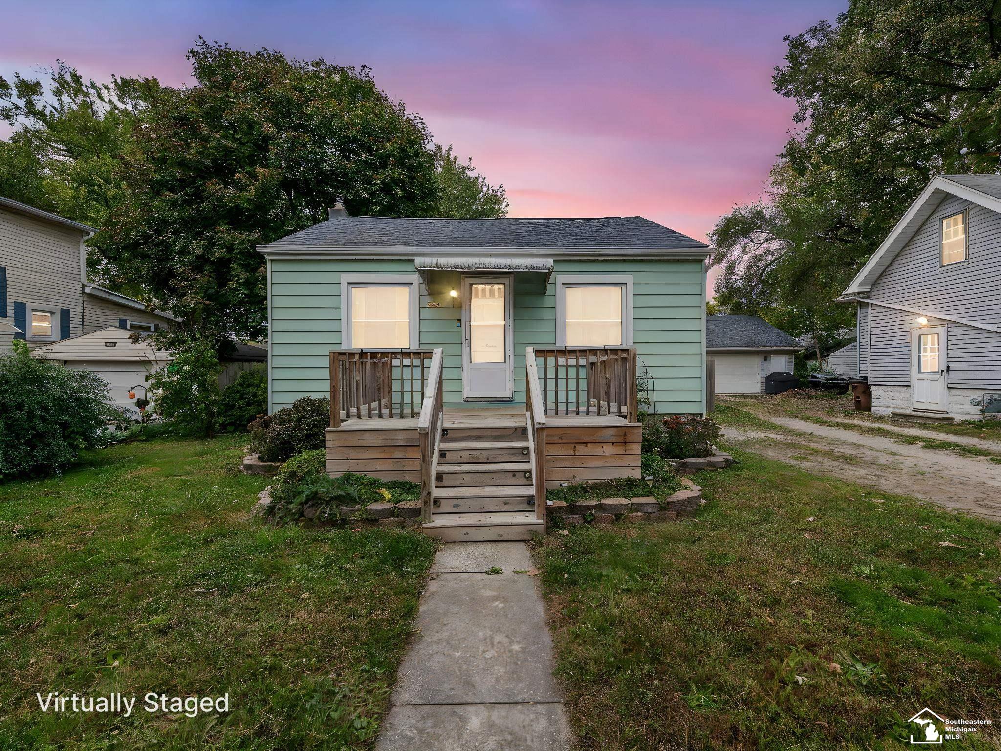 524 Oak Drive