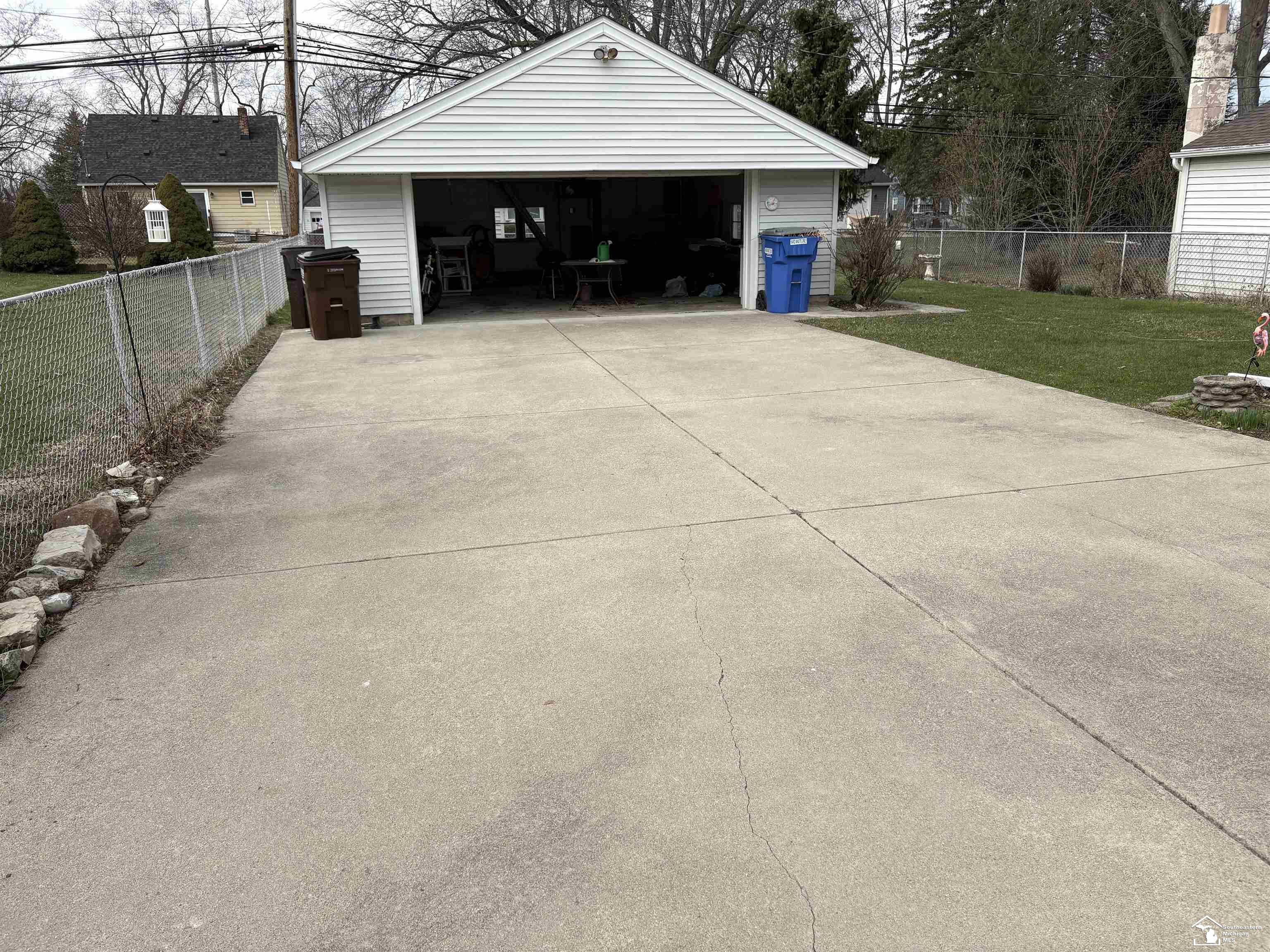 1953 Vivian Road Road