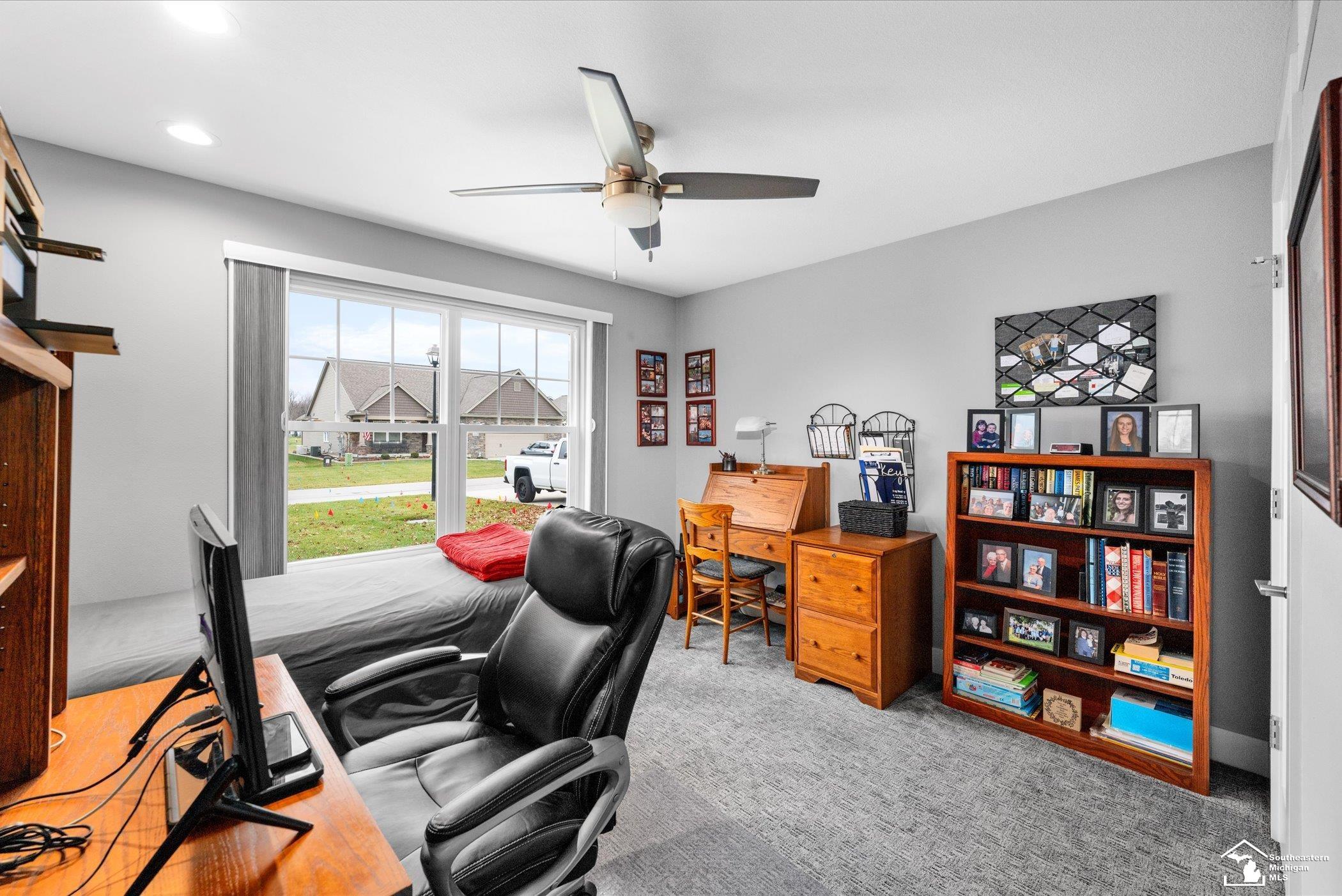 6890 Summerlyn Lakes Drive