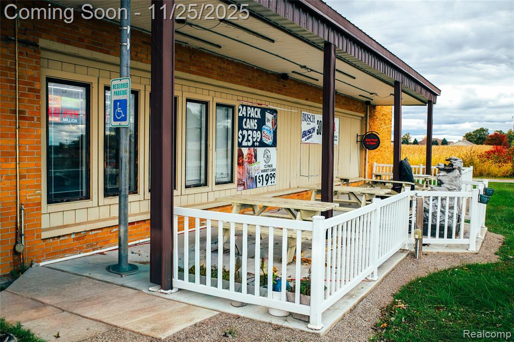 9875 S Dixie Highway