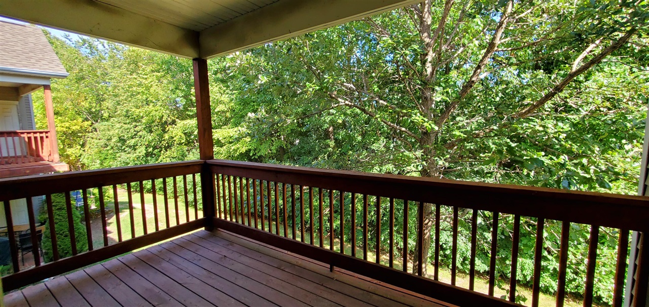 1354 Fox Pointe Circle