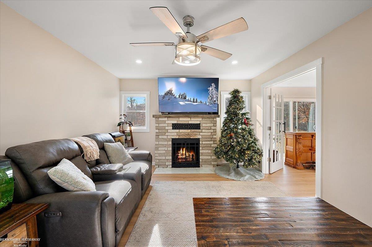 Clay, Michigan 48001, United States, 3 Bedrooms Bedrooms, ,3 BathroomsBathrooms,Residential,Active,248570