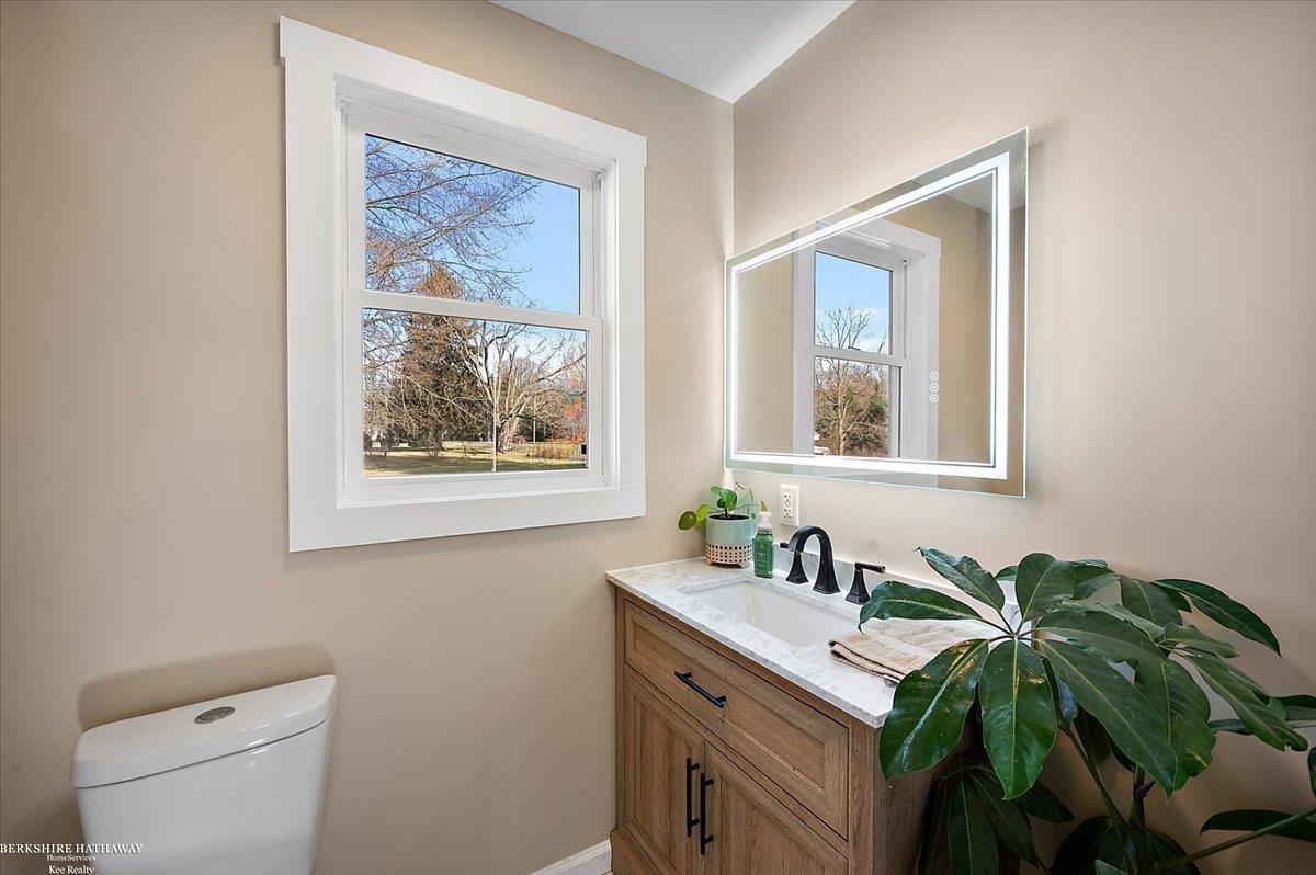 Clay, Michigan 48001, United States, 3 Bedrooms Bedrooms, ,3 BathroomsBathrooms,Residential,Active,248570