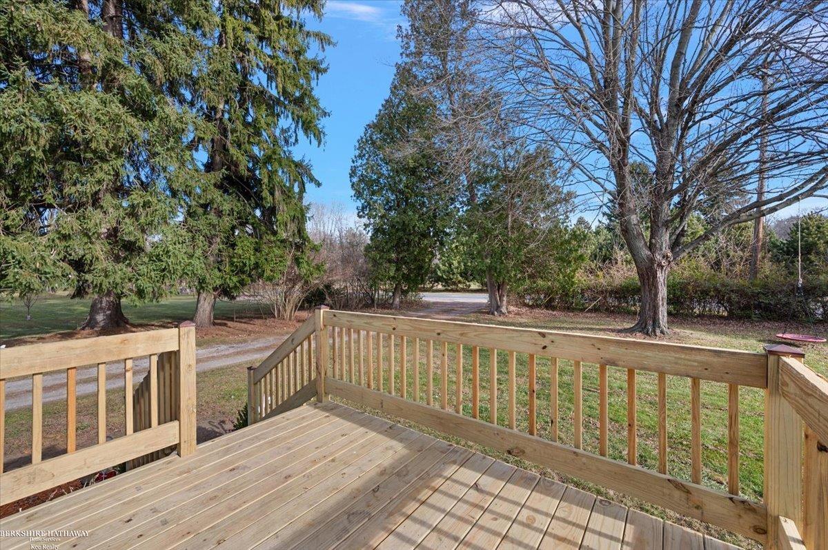 Clay, Michigan 48001, United States, 3 Bedrooms Bedrooms, ,3 BathroomsBathrooms,Residential,Active,248570