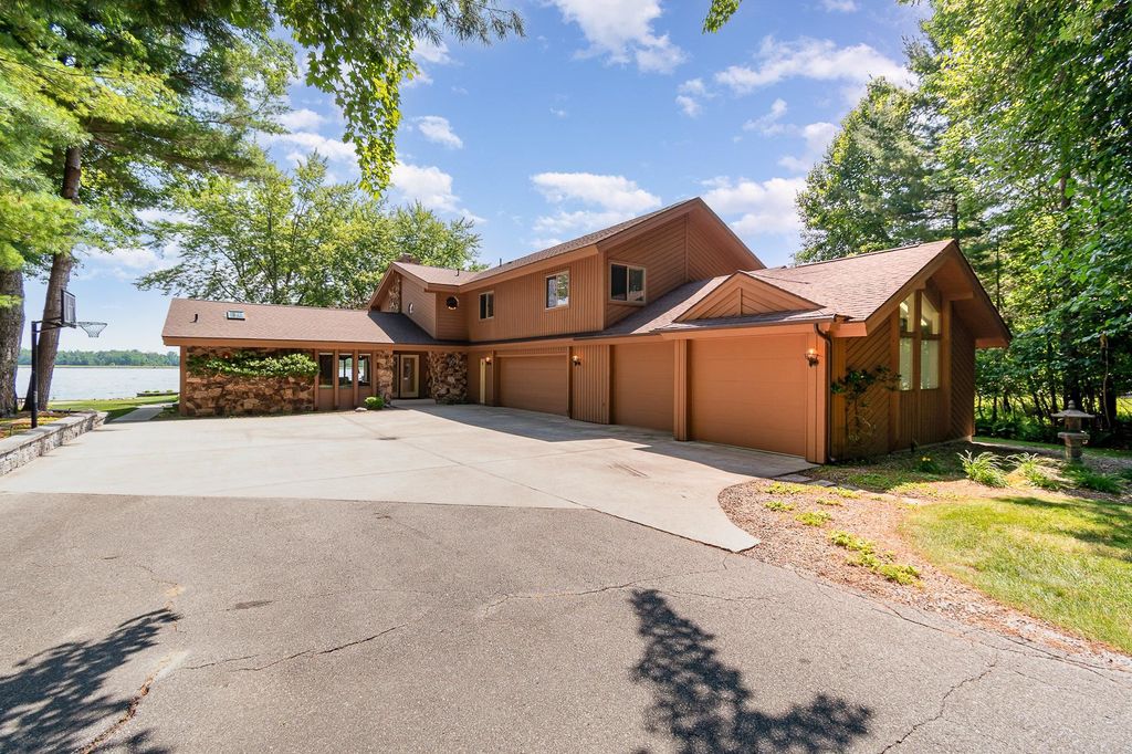 Photo of 1892 N Salisbury Drive, Gladwin, MI 48624 (MLS # 50181106)