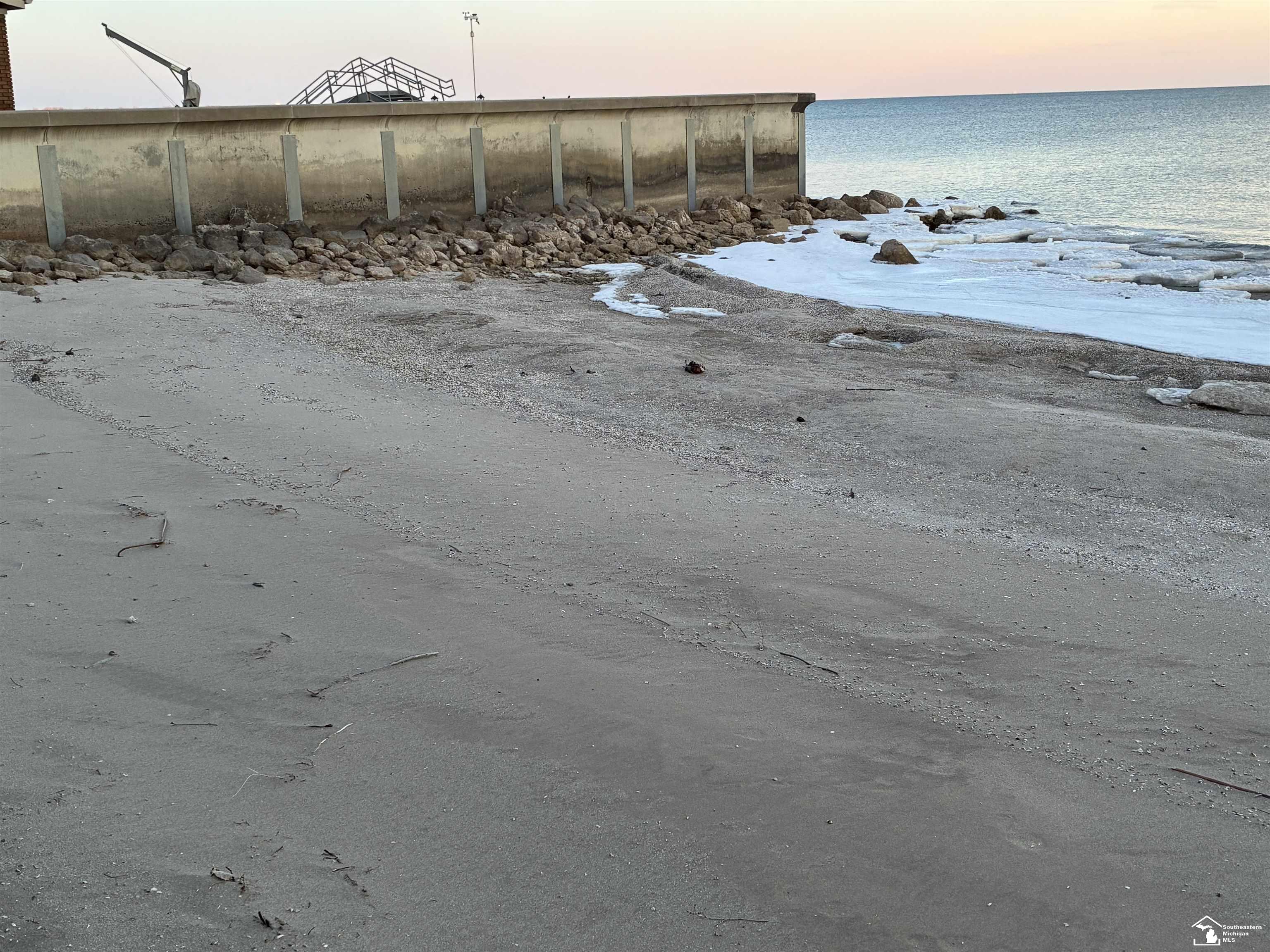 2166 Edgewater Street