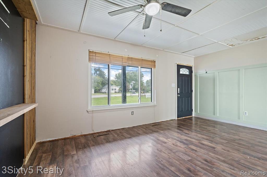 8348 N Dixie Highway