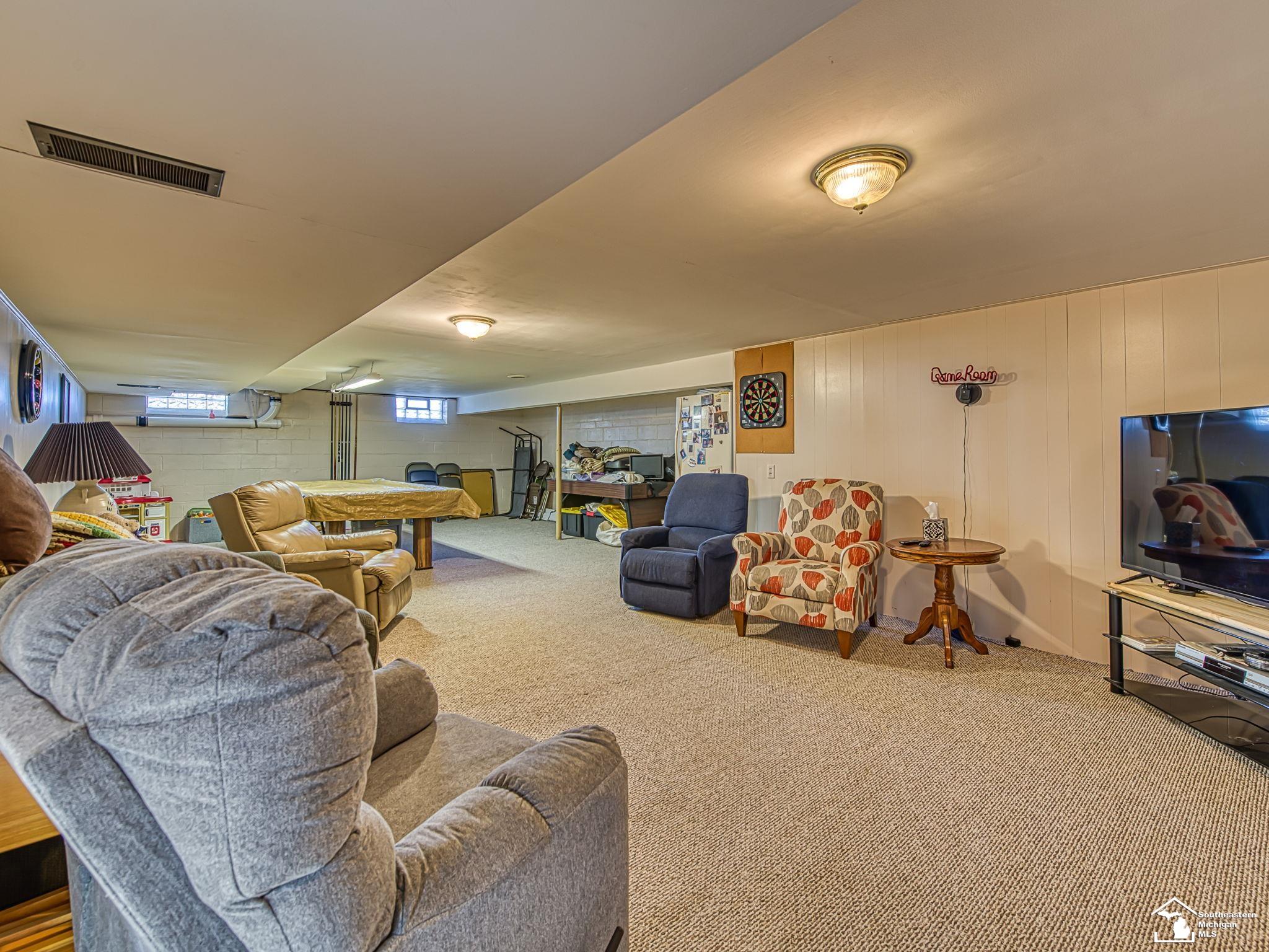 Monroe, Michigan 48161, United States, 3 Bedrooms Bedrooms, ,3 BathroomsBathrooms,Residential,Active,240733