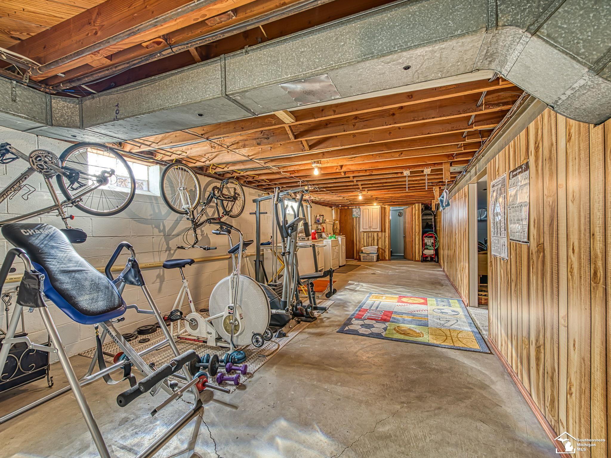 Monroe, Michigan 48161, United States, 3 Bedrooms Bedrooms, ,3 BathroomsBathrooms,Residential,Active,240733