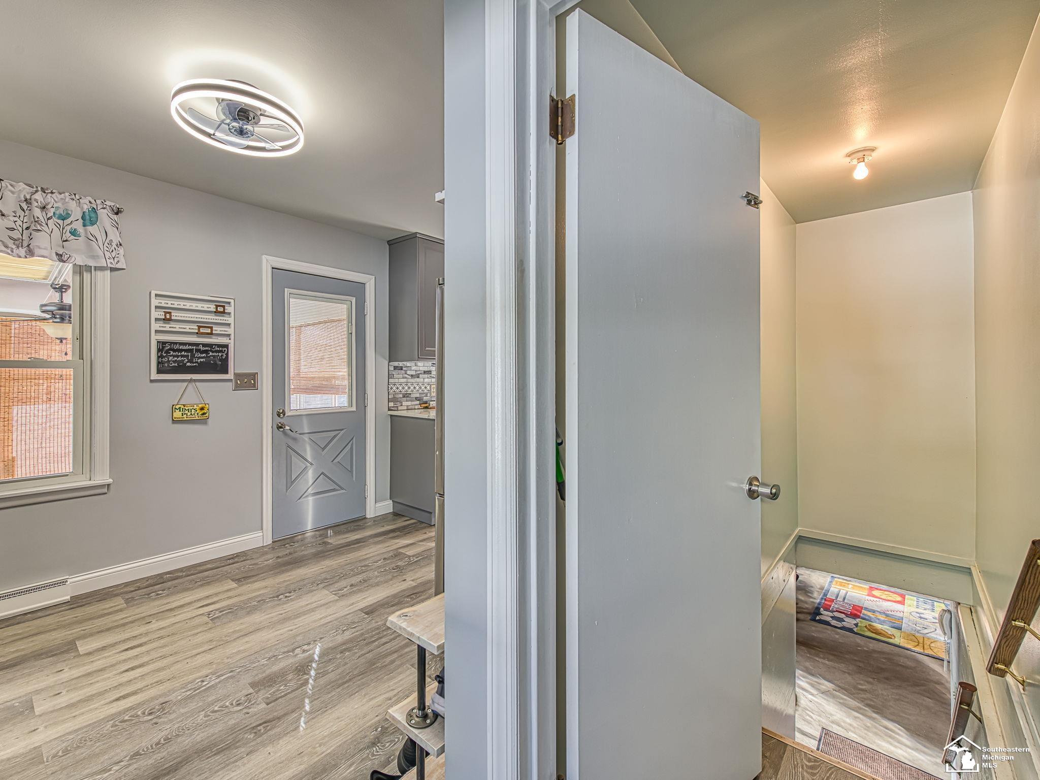 Monroe, Michigan 48161, United States, 3 Bedrooms Bedrooms, ,3 BathroomsBathrooms,Residential,Active,240733