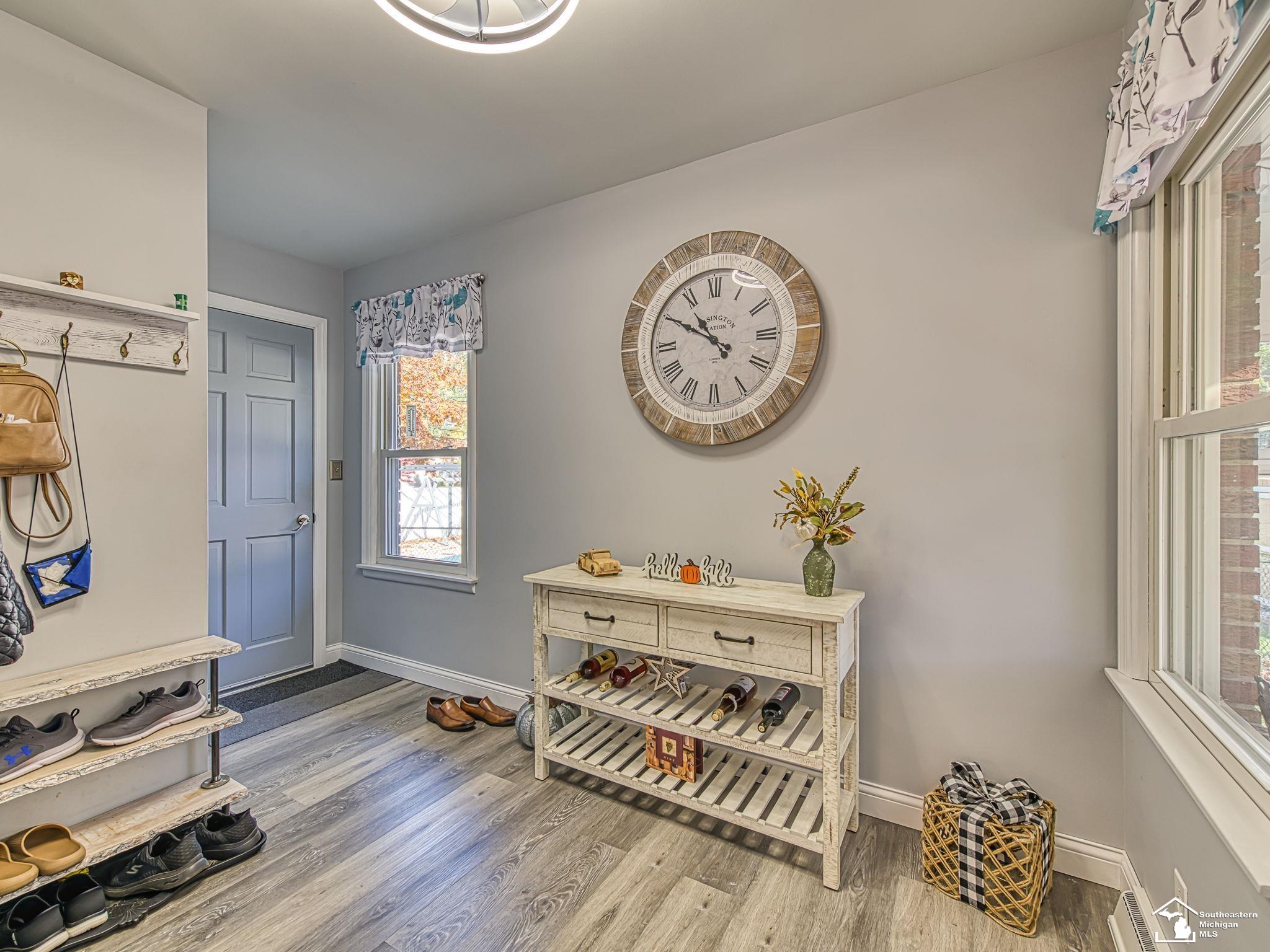 Monroe, Michigan 48161, United States, 3 Bedrooms Bedrooms, ,3 BathroomsBathrooms,Residential,Active,240733