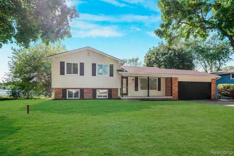 Photo of 8965 Van Gordon Street, White Lake, MI 48386 (MLS # 61024524)