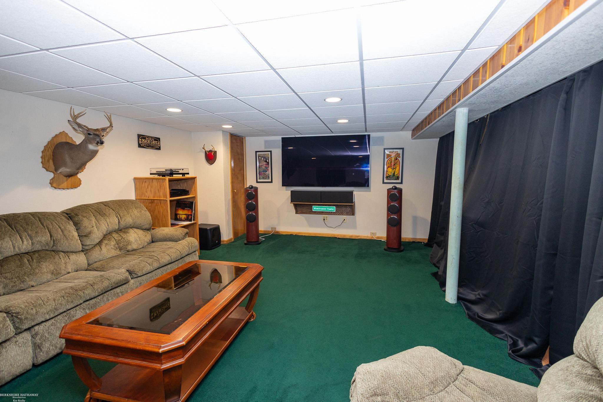 Trenton, Michigan 48183, United States, 3 Bedrooms Bedrooms, ,2 BathroomsBathrooms,Residential,Active,193202