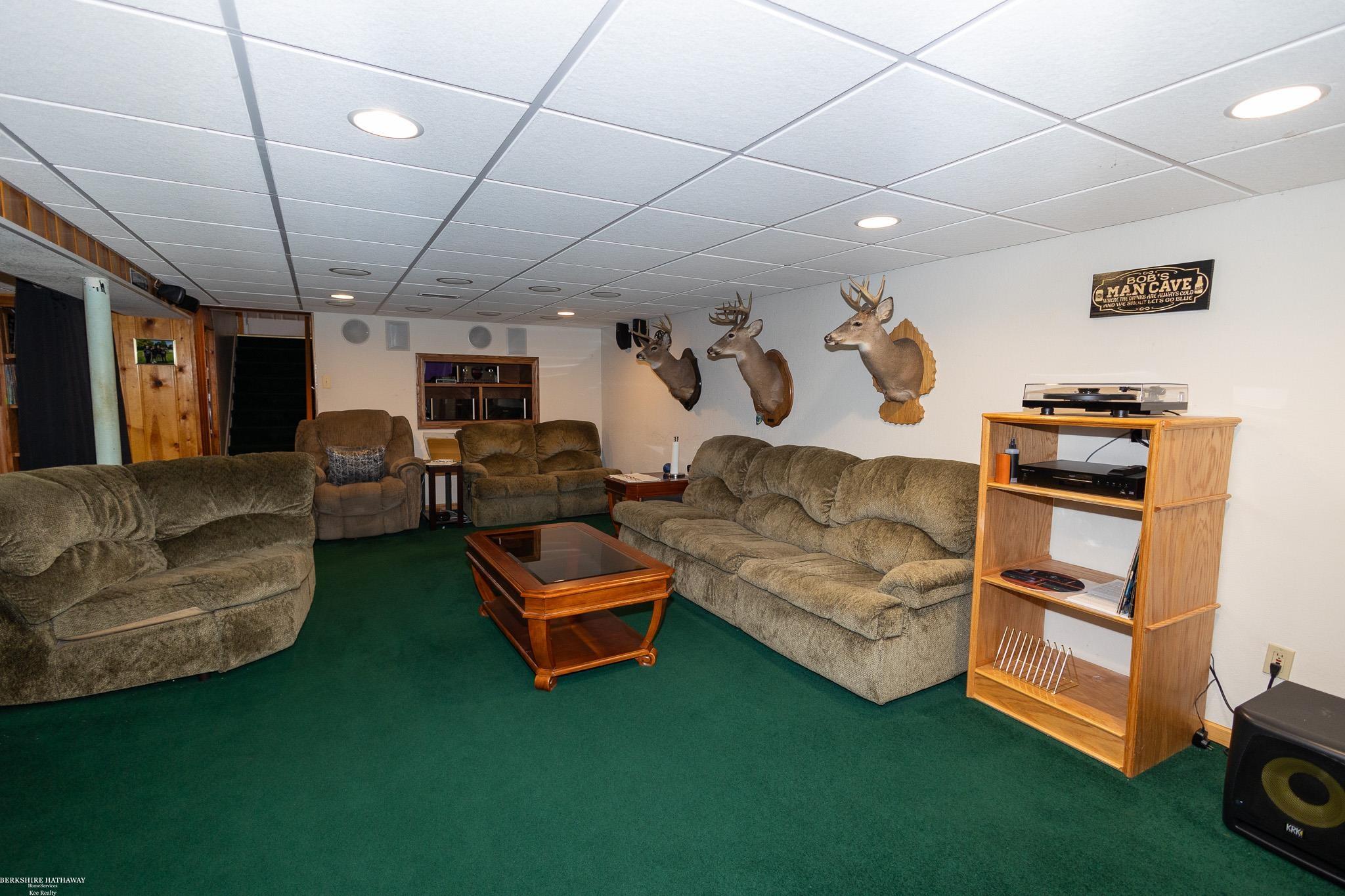 Trenton, Michigan 48183, United States, 3 Bedrooms Bedrooms, ,2 BathroomsBathrooms,Residential,Active,193202