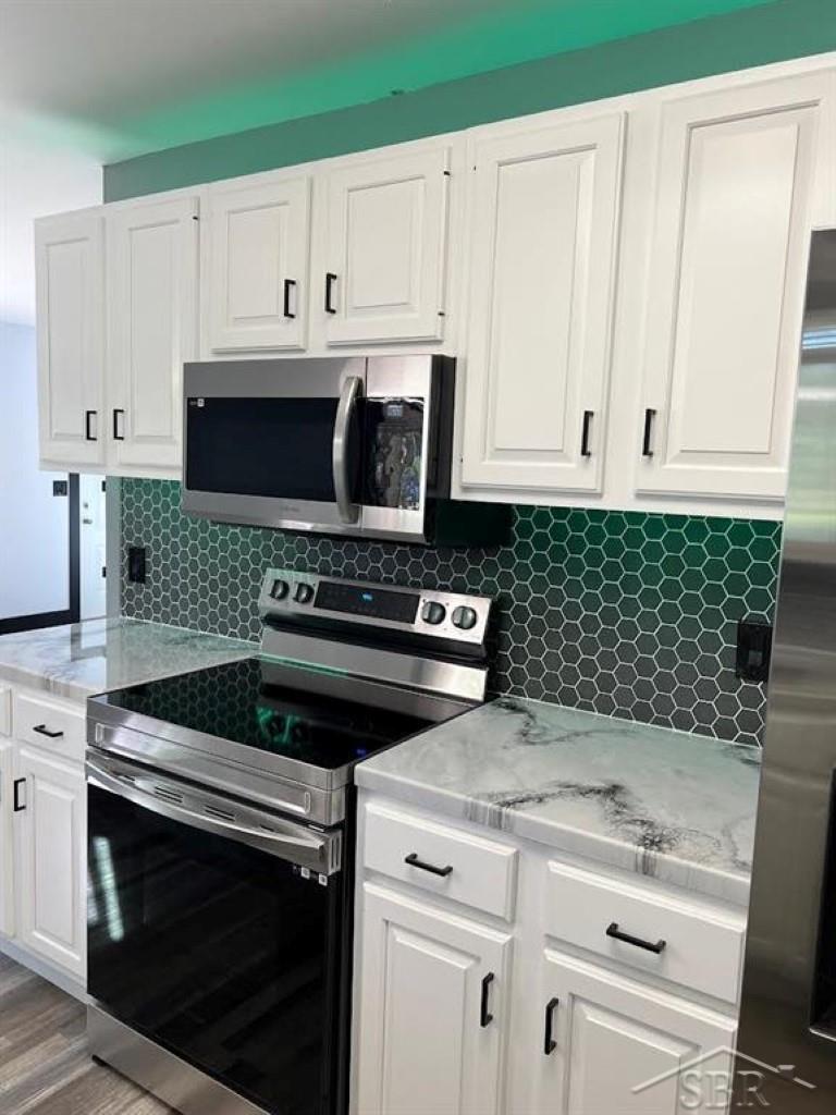 Midland, Michigan 48642, United States, 3 Bedrooms Bedrooms, ,1 BathroomBathrooms,Residential,Active,249805