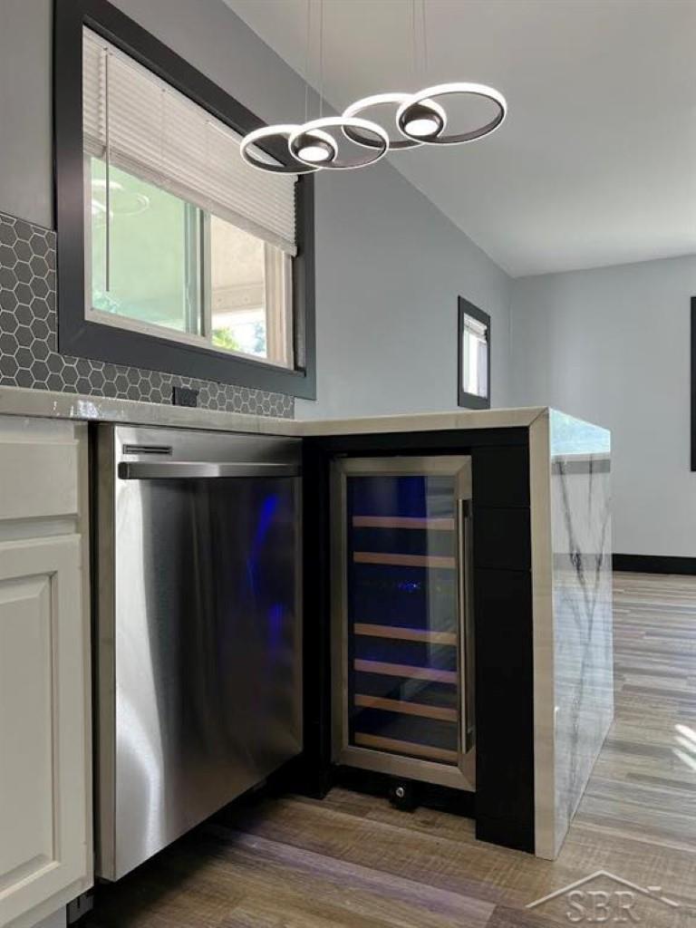 Midland, Michigan 48642, United States, 3 Bedrooms Bedrooms, ,1 BathroomBathrooms,Residential,Active,249805