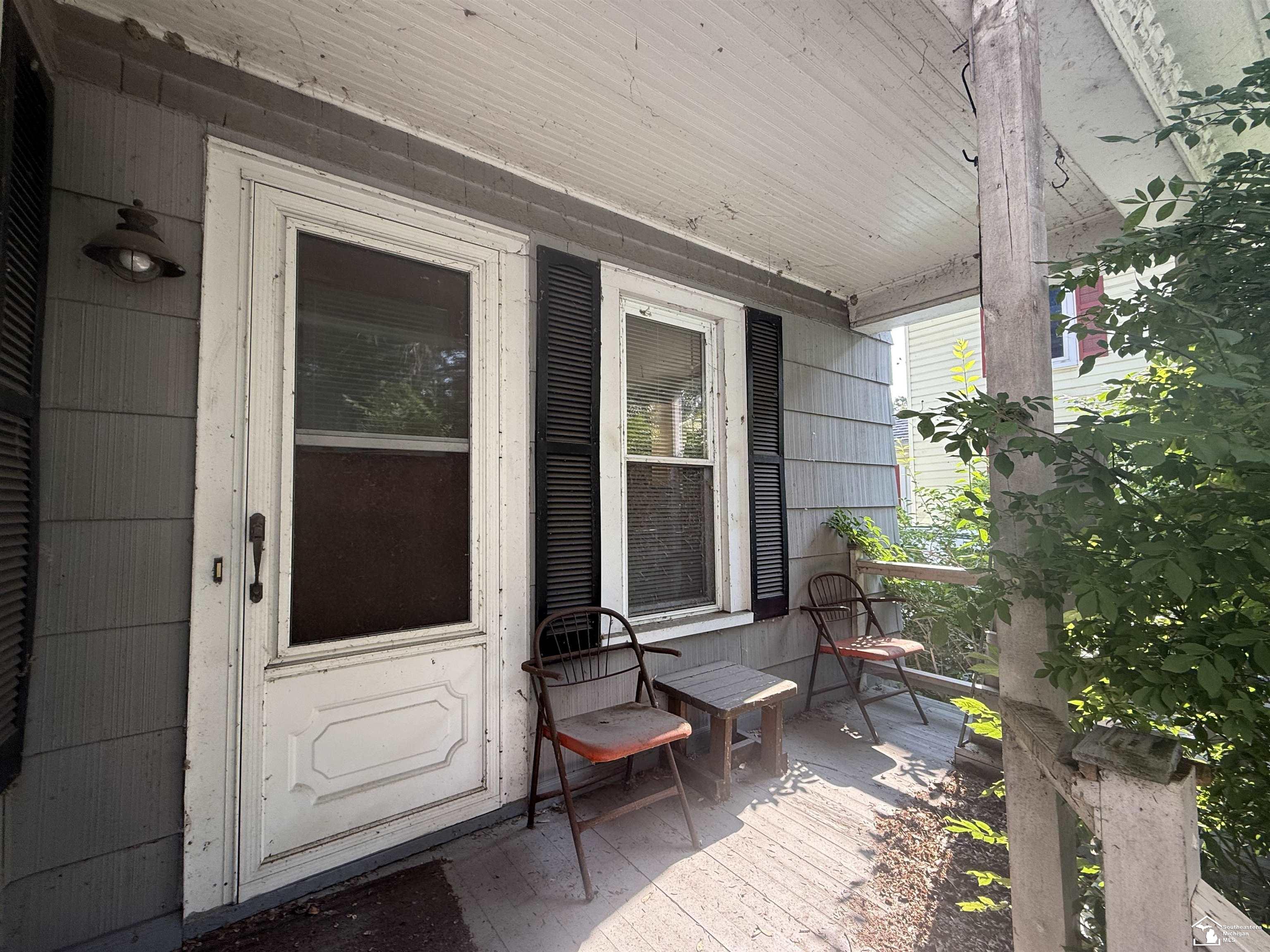 515 E Elm Street