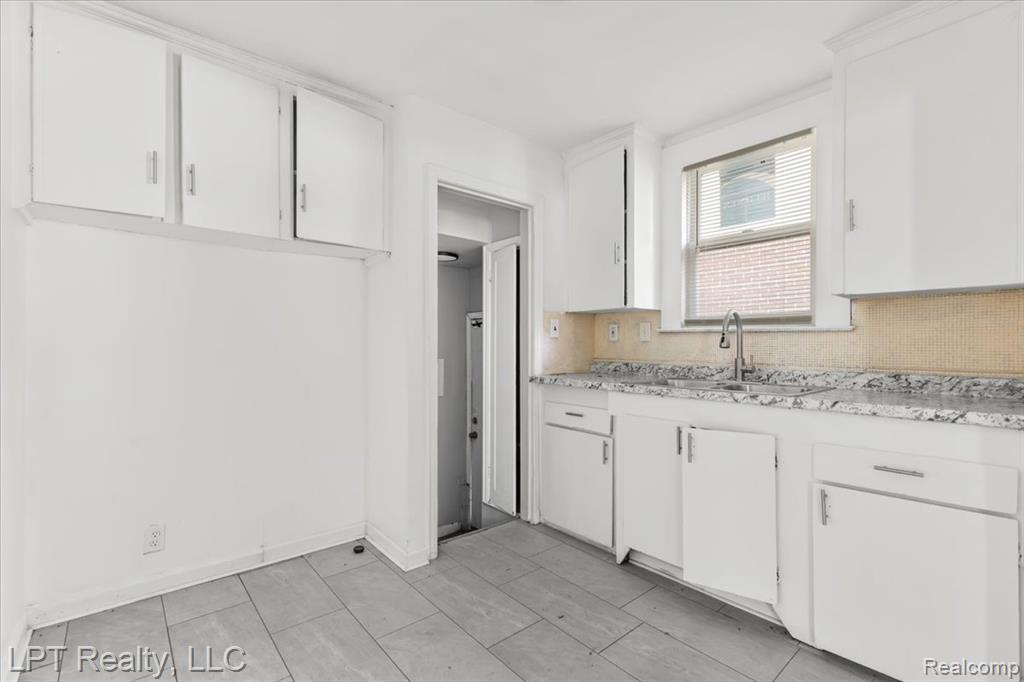 11608 Duchess Street